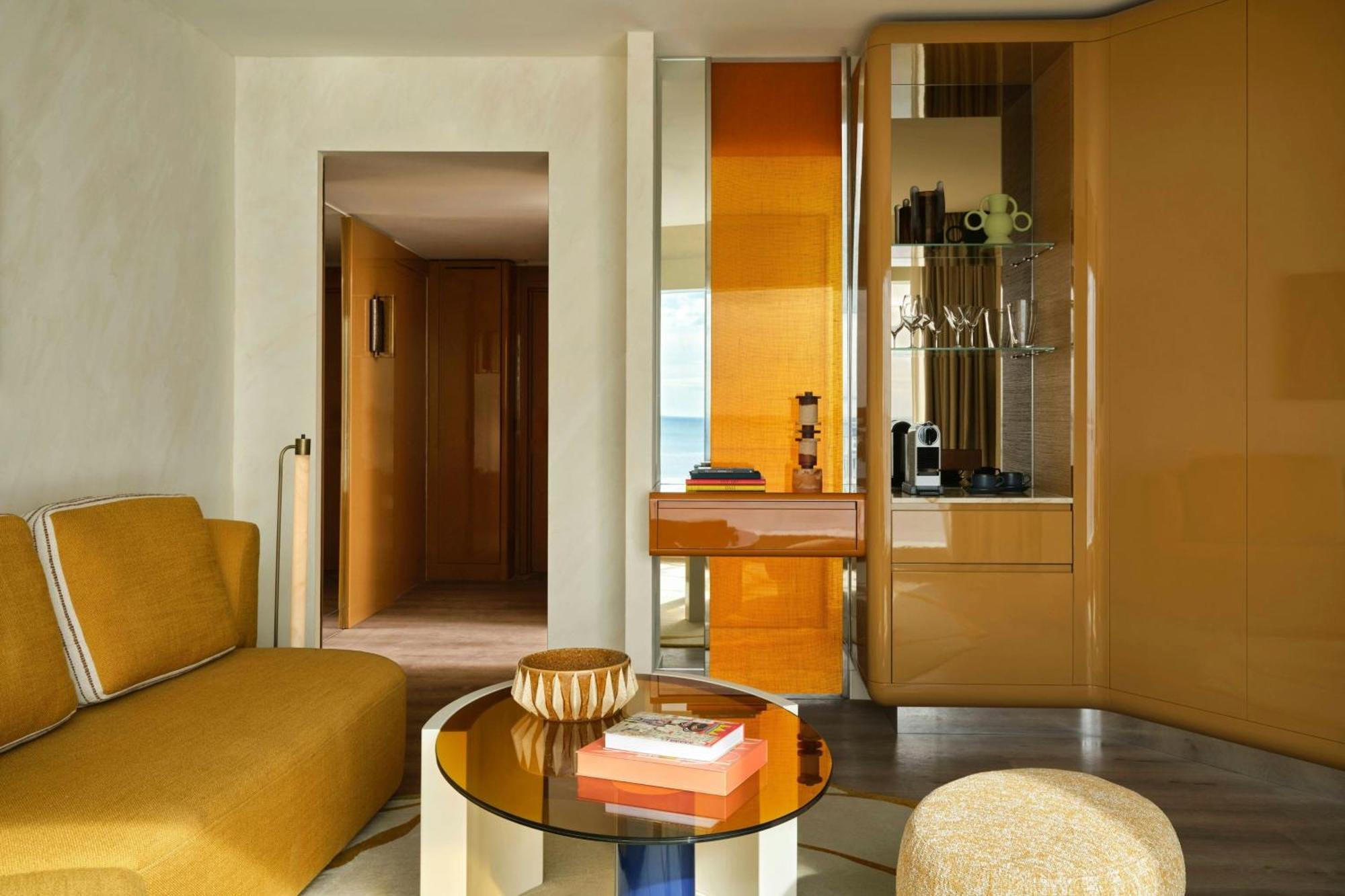W King Suite Seafront View Terrace